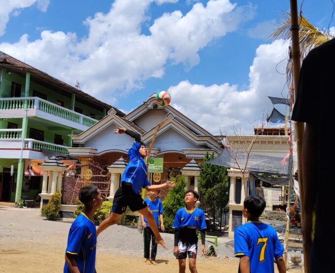 Day 2 Classmeet SMK Darussalam Durenan Berlangsung Meriah, Penuh Semangat dan Sportivitas