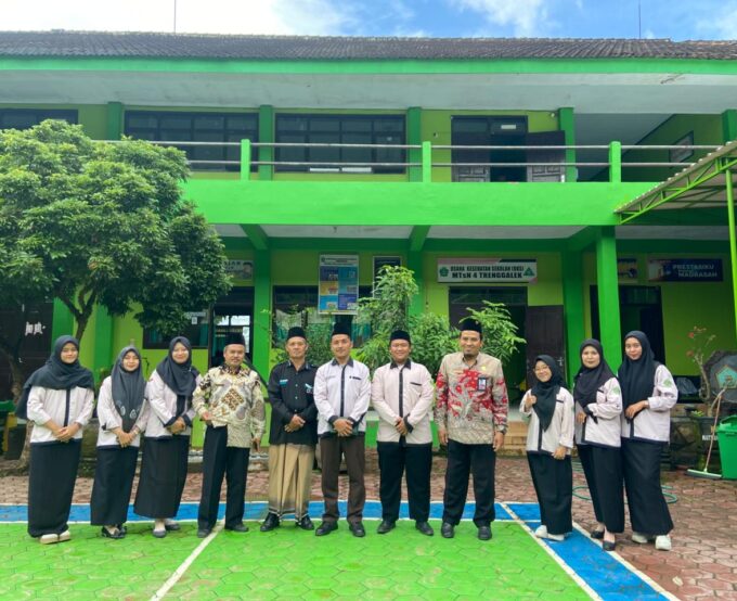 Sinergi Hebat dalam Sosialisasi SPMB 2026: SMK Darussalam Durenan Hadir di MTsN 4 Trenggalek