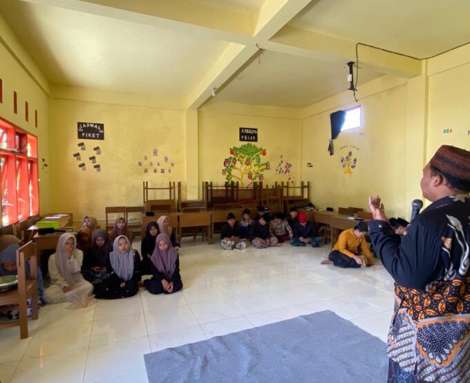 PAIS Love Ramadhan Day 2: Menumbuhkan Iman dan Kebersamaan di SMK Darussalam Durenan