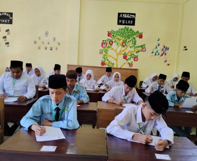SMK Darussalam Durenan Gelar Sumatif Tengah Semester (STS) 2 Tahun Ajaran 2025/2026