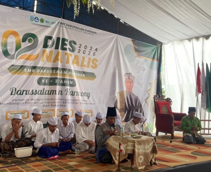 Puncak Dies Natalis ke-2 SMK Darussalam Durenan, Istighosah dan Pengajian Bersama KH. Shoim Al Kassy